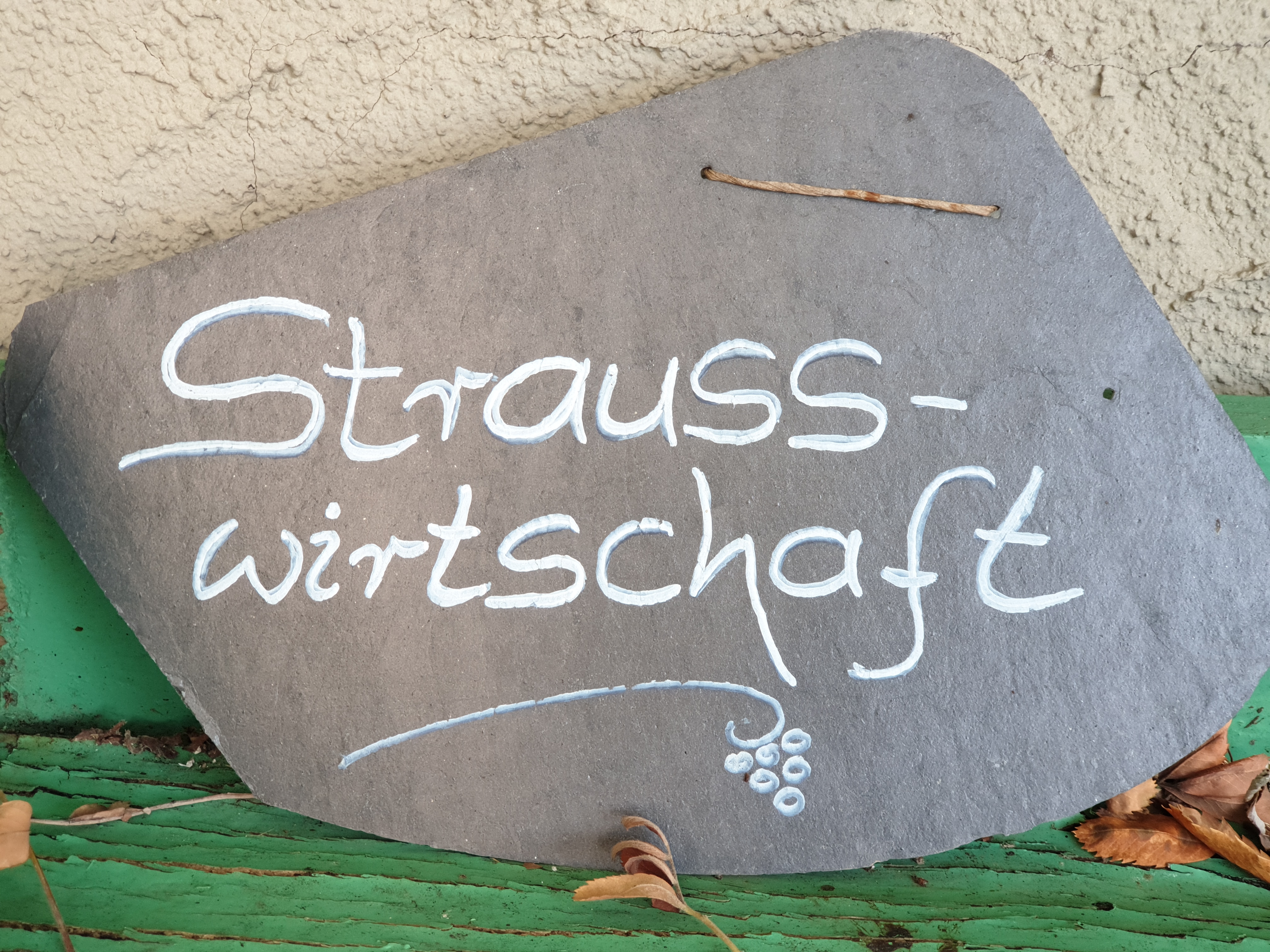 Schild Straußwirtschaft