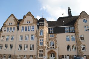 Gebäude der Emely-Salzig grundschule