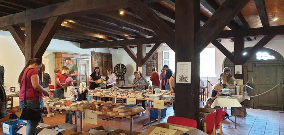 Flohmarkt der Stadtbücherei