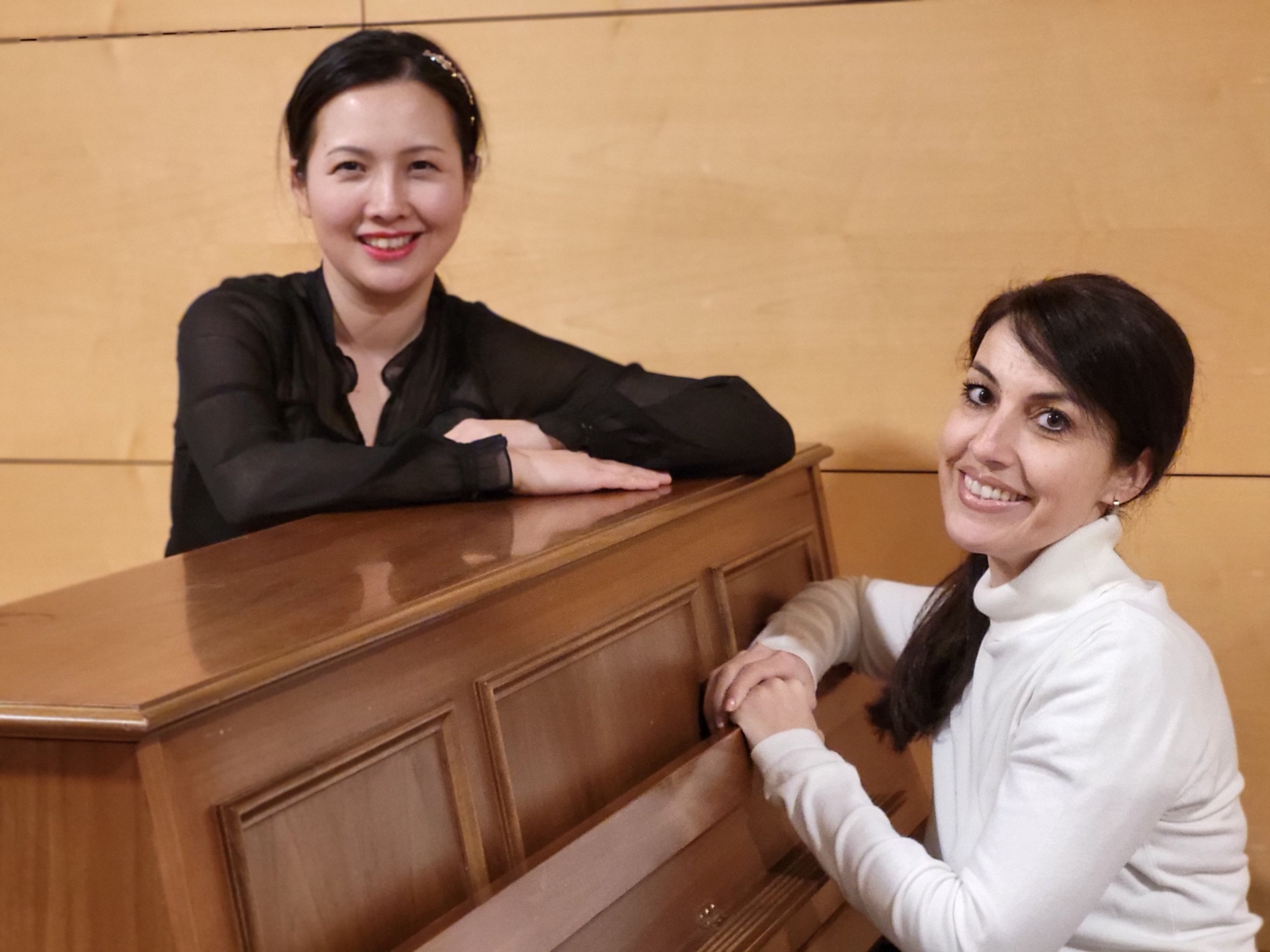 Sue Kyung Voges und Claudia Zierer