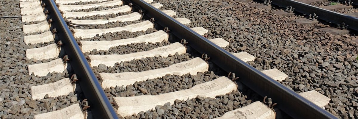 Bahngleisen in Geisenheim