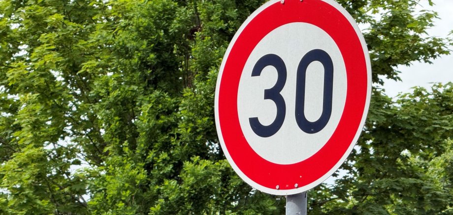 Verkehrsschild Tempo 30