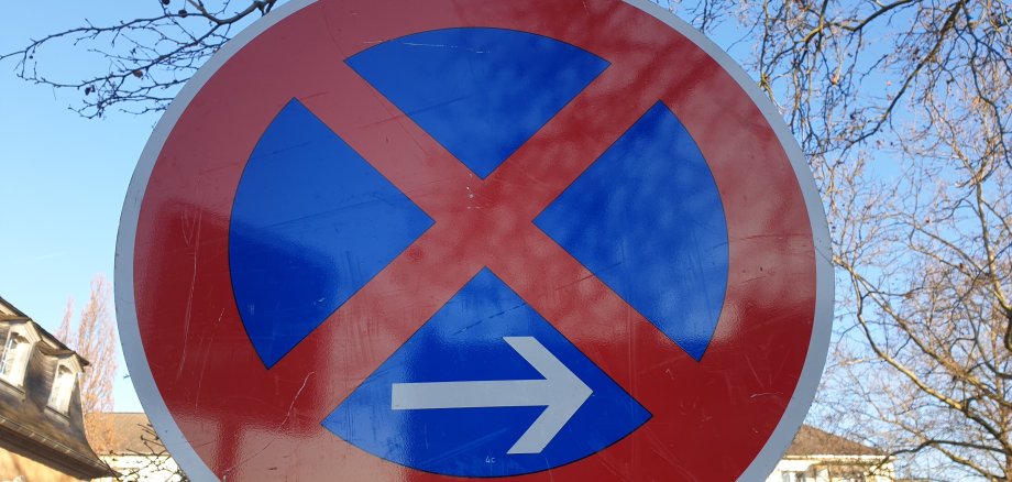 absolutes Halteverbot Straßenschild