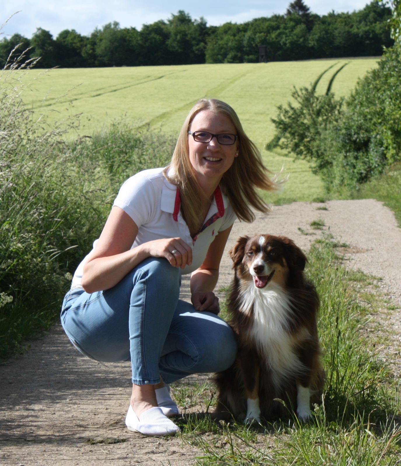 Katrin Schüßler mit Hund Fritzi